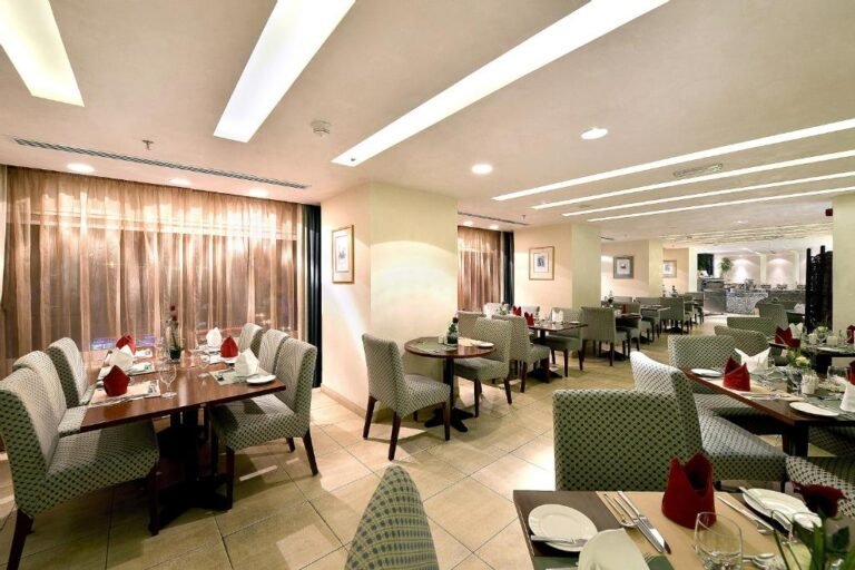 City Seasons Al Hamra Hotel 1