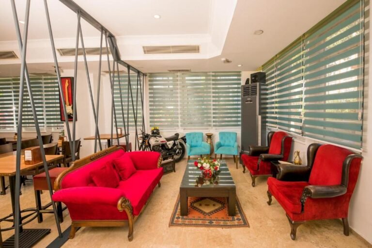 Mera Park Hotel 2