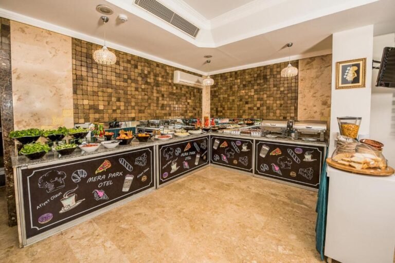 Mera Park Hotel 4