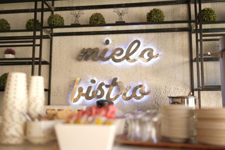 Mielo Holiday 4