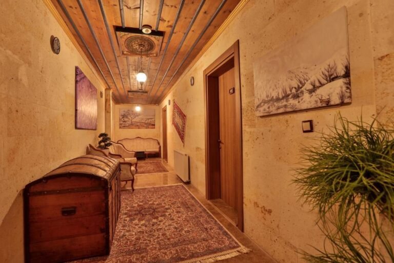 Milat Cave Hotel 1