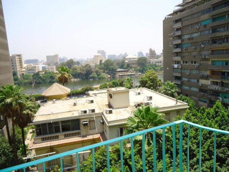 Pharaohs Hotel 3