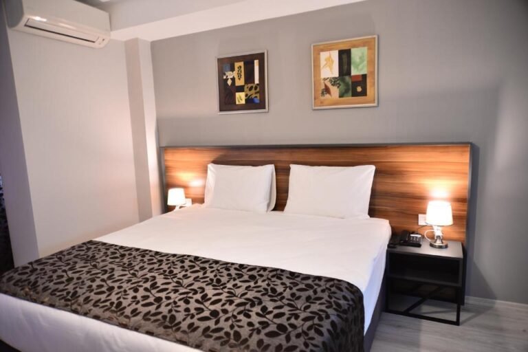 Privado Holiday 3