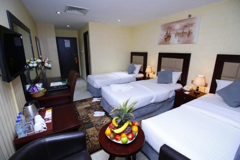 Royal Falcon Hotel 4