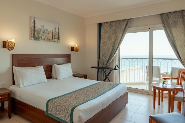 Royal Star Empire Beach Resort 4