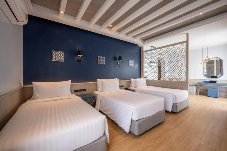 Seabed Grand Hotel Phuket 3