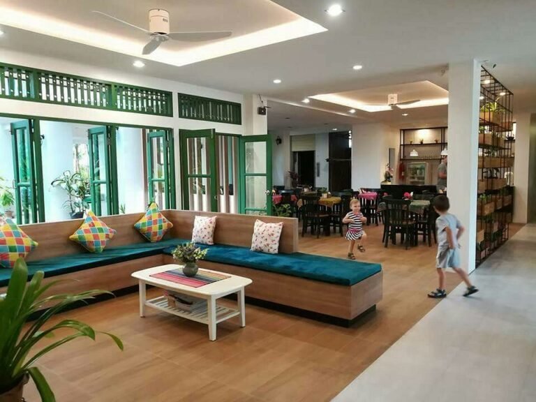 The Greenery Hotel 4