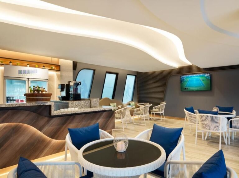 The Oceanic Sportel 3
