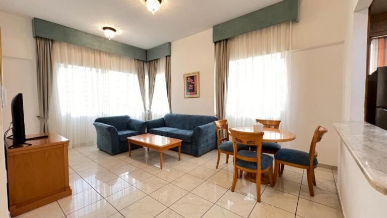 Uptown Hotel Apartments 3